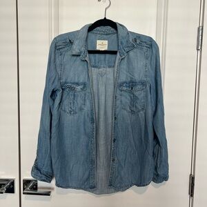 American Eagle button down denim shirt